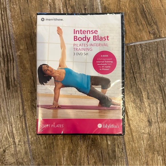 NWT STOTT PILATES INTENSE BODY BLAST - Picture 1 of 2